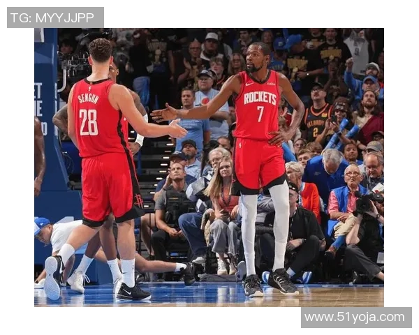 21日NBA雷霆对火箭精彩比赛录像回放及精彩瞬间分析